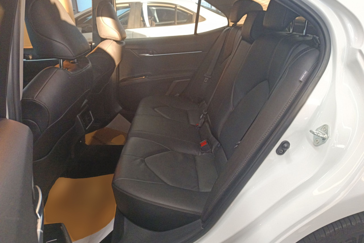 丰田 凯美瑞 2021款 2.0G 豪华版中控内饰21