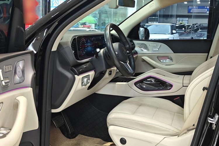 奔驰GLE 2020款 GLE 350 4MATIC 动感型特别版中控内饰7006