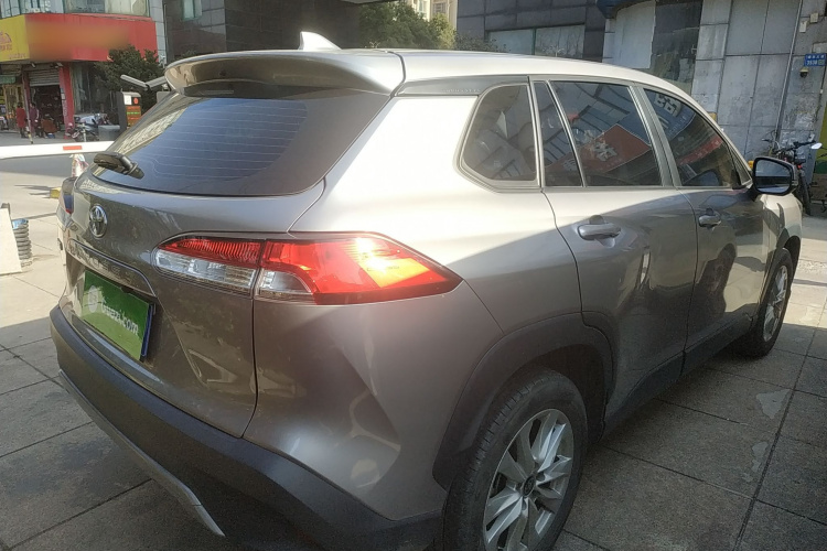 丰田 卡罗拉锐放 2022款 2.0L 先锋版车身外观6005