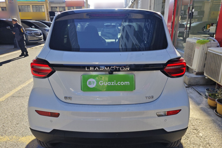 零跑汽车 零跑T03 2024款 310舒享版车身外观6
