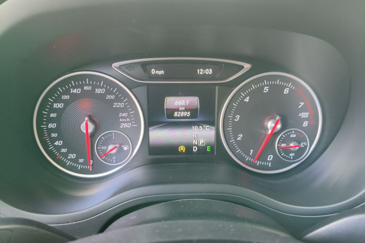 奔驰B级 2015款 B 200 时尚型局部细节14