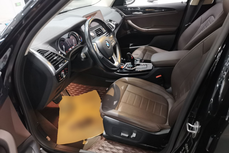 宝马X3 2018款 xDrive25i 豪华套装 国VI中控内饰19