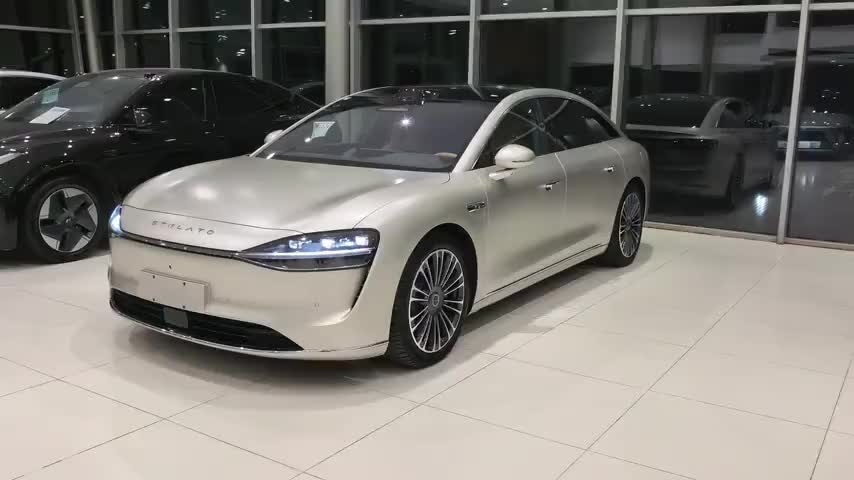 鸿蒙智行 享界S9 2024款 纯电 Ultra 四驱旗舰版实拍1