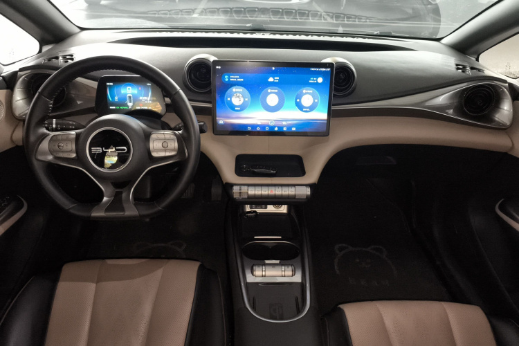 比亚迪 海豚 2023款 420km 时尚版中控内饰7002