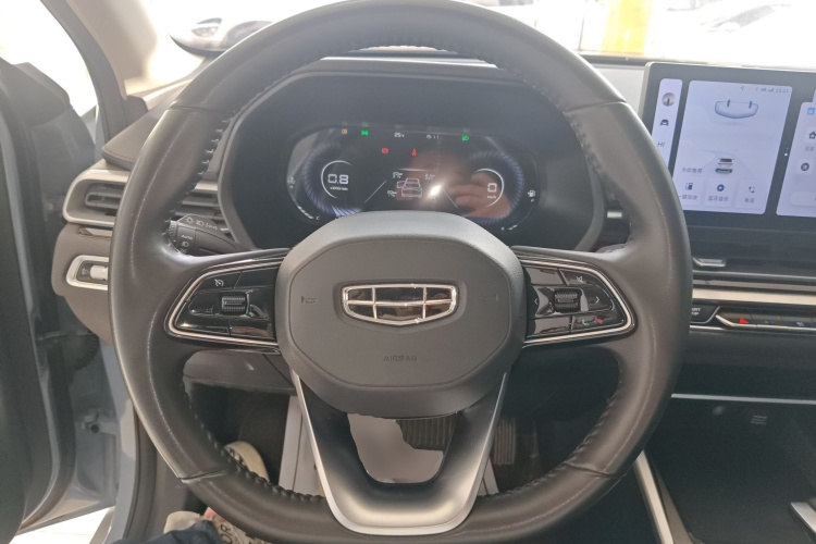 吉利汽车 帝豪 2023款 第4代冠军版 1.5L CVT尊贵型中控内饰13