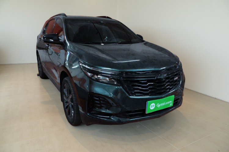 雪佛兰 探界者 2022款 轻混 550T RS 四驱智能捍界版车身外观3