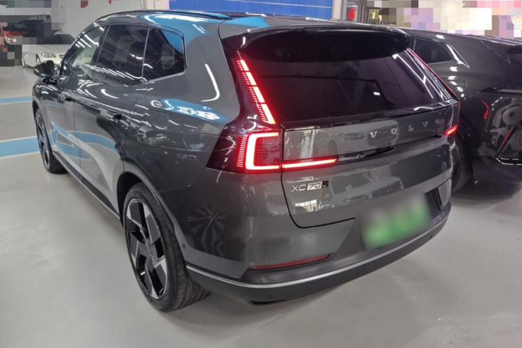 沃尔沃XC70插电式混动 2026款 四驱超长续航Ultra车身外观4