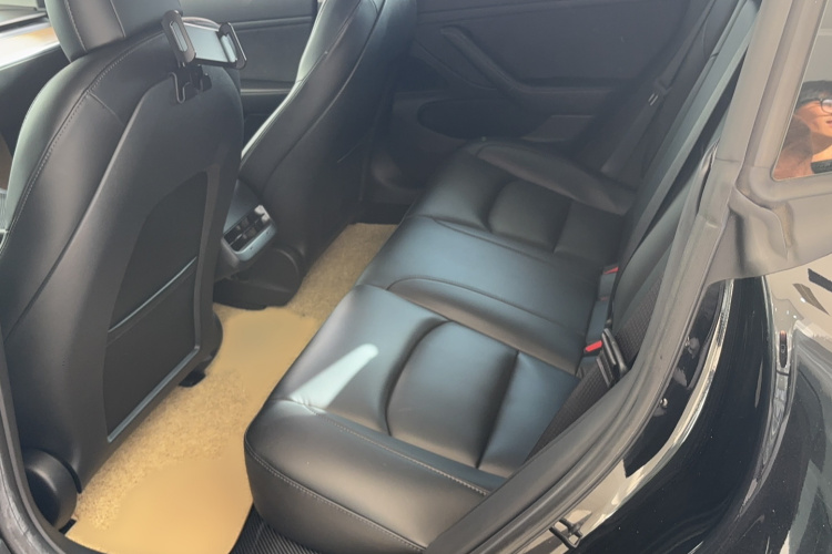 特斯拉 Model 3 2020款 长续航后轮驱动版中控内饰7002