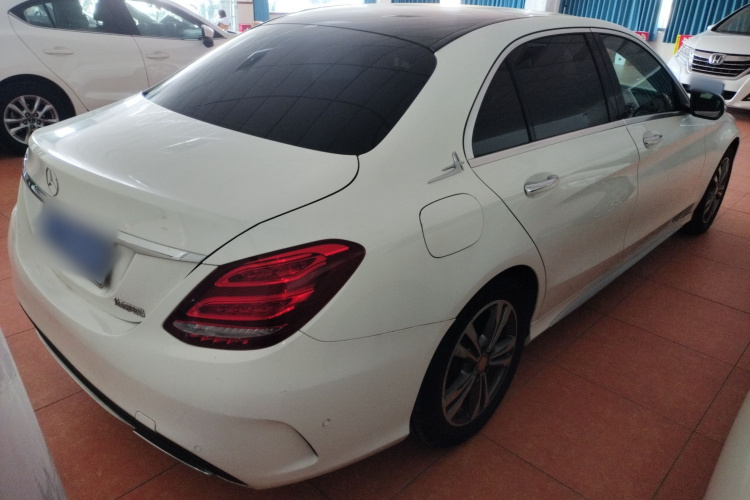 奔驰C级 2015款 改款 C 200 L 运动型车身外观6005