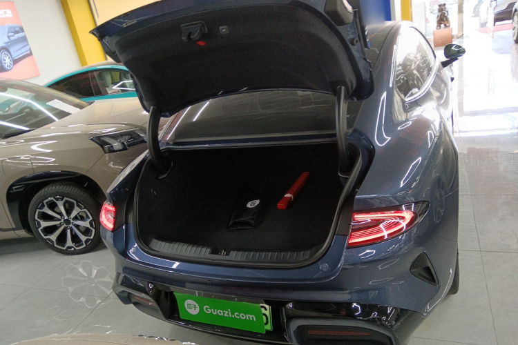 小米汽车 小米SU7 2024款 四驱超长续航高阶智驾Max版机舱底盘23