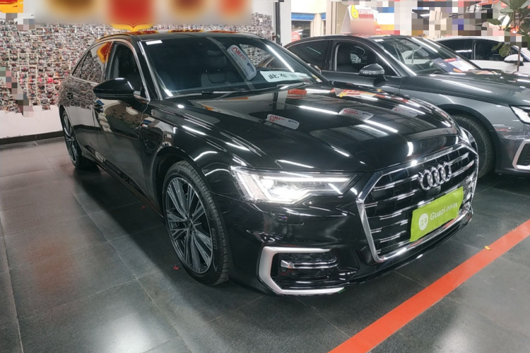 奥迪A6L 2025款 改款 45 TFSI 臻选动感型车身外观3