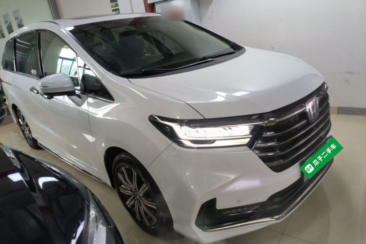 本田 奥德赛 2022款 2.0L e:HEV 锐·领享版车身外观3