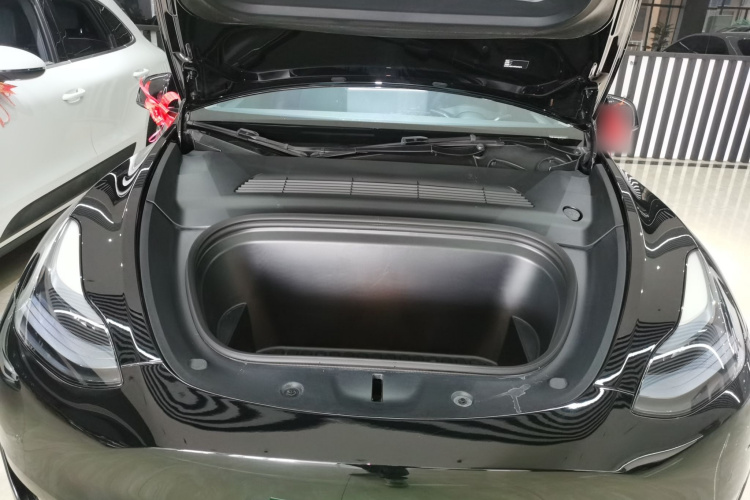 特斯拉 Model Y 2023款 后轮驱动版局部细节24