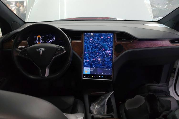特斯拉 Model X 2019款 长续航版中控内饰12