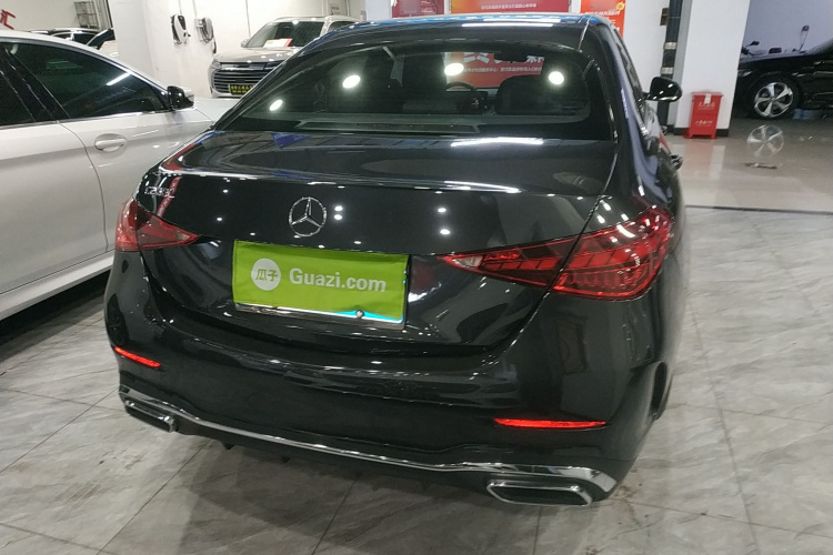 奔驰C级 2023款 C 200 L 运动版车身外观6