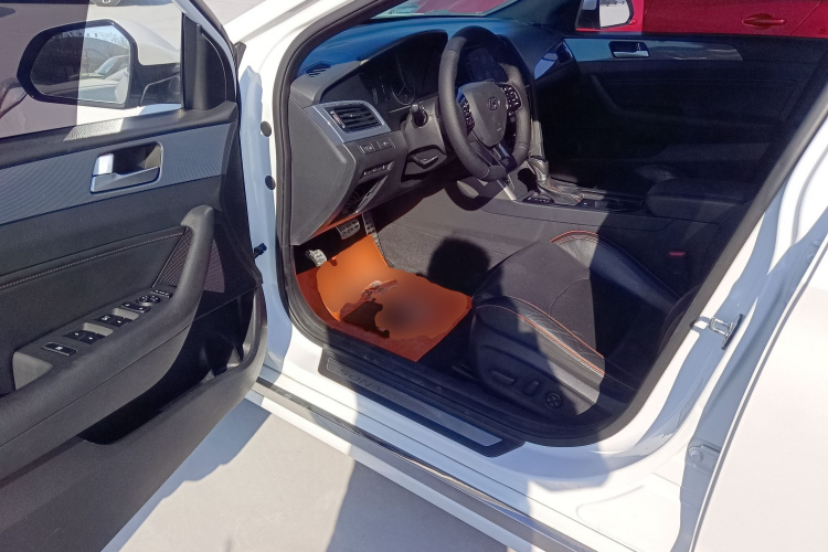 现代 索纳塔 2015款 1.6T GLS智能型中控内饰20