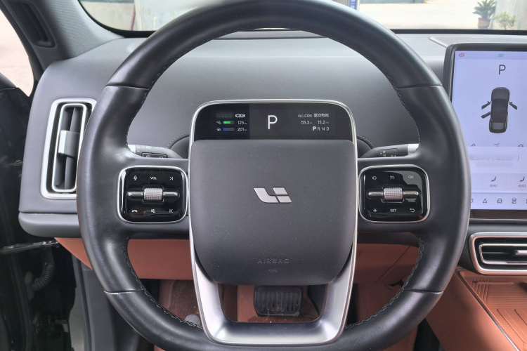 理想汽车 理想L6 2024款 Pro中控内饰7002