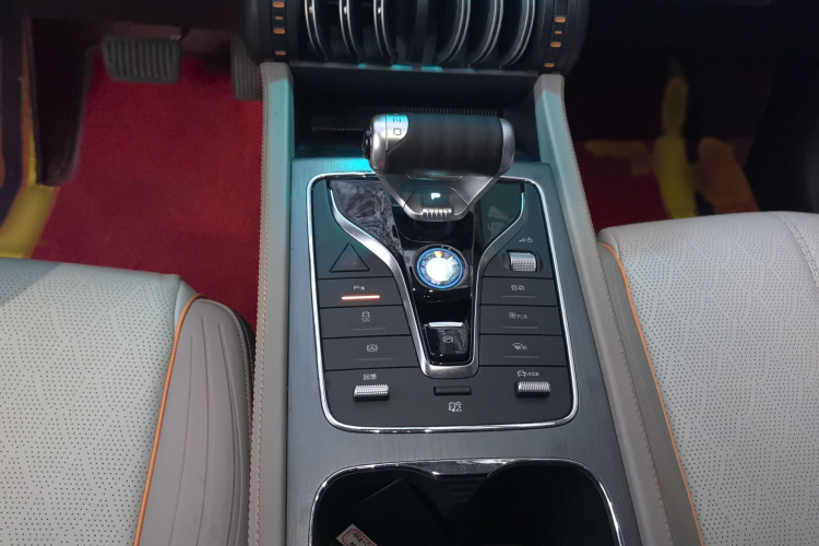 比亚迪 元PLUS 2024款 荣耀版 510KM 领先型局部细节18