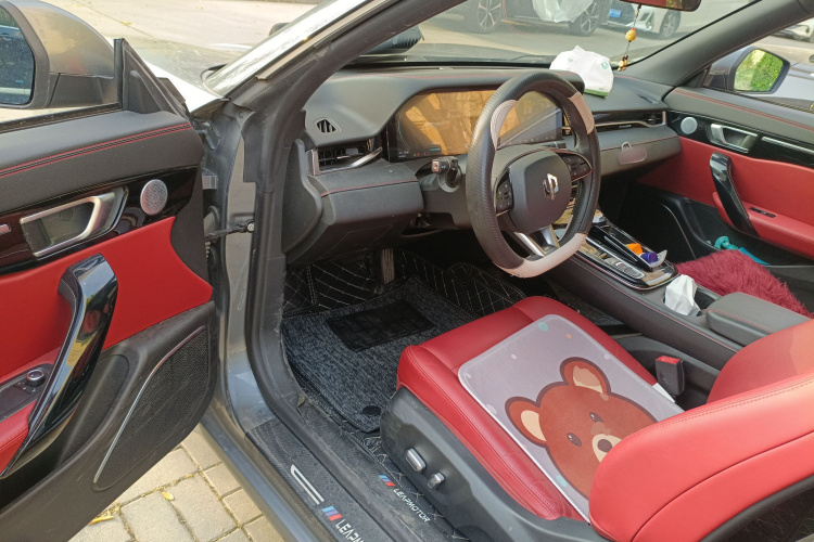 零跑汽车 零跑S01 2019款 380 Pro中控内饰7003