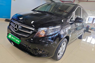 奔驰 威霆 2021款 2.0T 精英版 7座