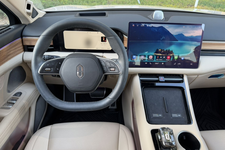 鸿蒙智行 问界M5 2023款 增程四驱智驾版中控内饰13