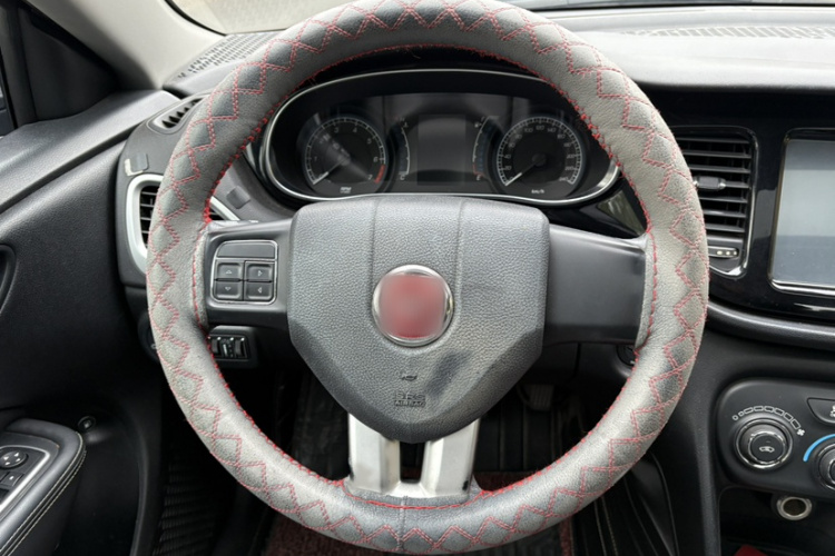 菲亚特 菲翔 2012款 1.4T 自动劲享版局部细节13