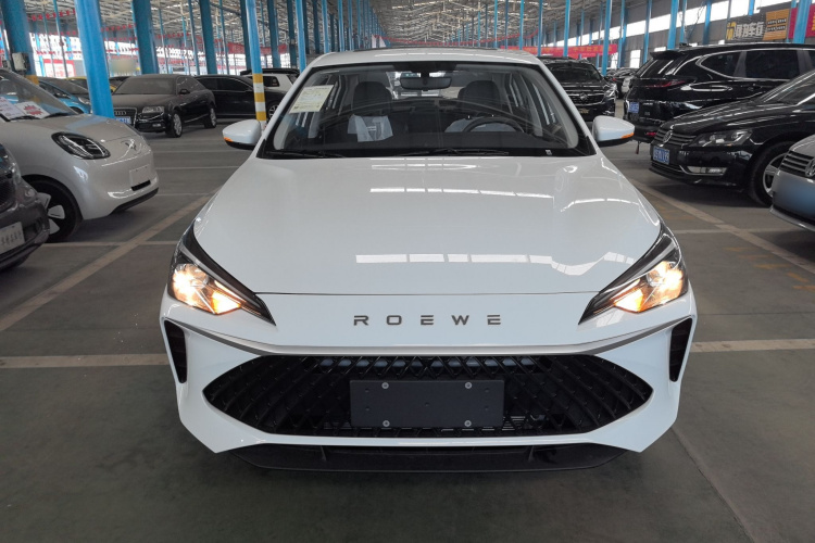 荣威i5 2026款 1.5L CVT豪华版车身外观2