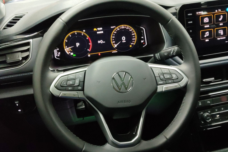 大众 途岳 2025款 新锐 300TSI 锐享版中控内饰13