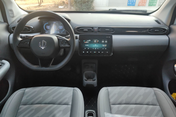 零跑汽车 零跑T03 2025款 310舒享版中控内饰12