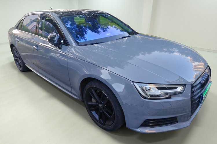 奥迪A4L 2017款 45 TFSI quattro 风尚型车身外观3