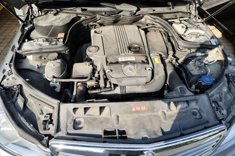 奔驰C级 2013款 C 180 CGI 经典型局部细节24