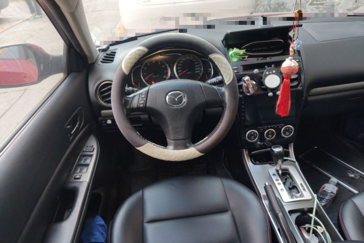 马自达6 2013款 2.0L 自动时尚型中控内饰13