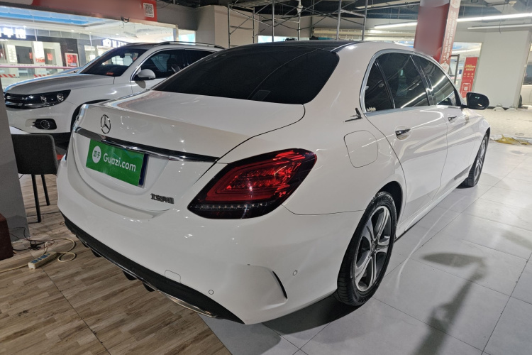 奔驰C级 2019款 改款 C 260 L 运动版车身外观6005