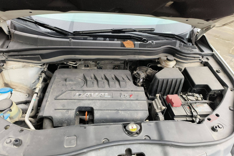 哈弗H6 2017款 红标 运动版 1.5T 手动两驱精英型机舱底盘24