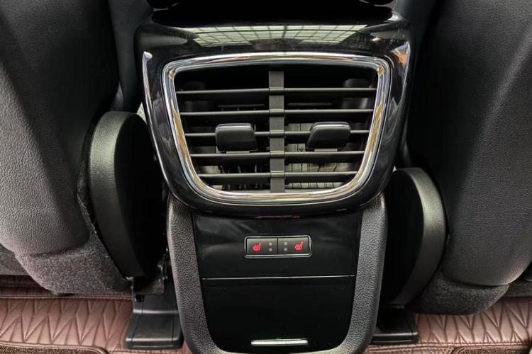 林肯 航海家 2021款 2.7T 四驱尊耀版中控内饰7009