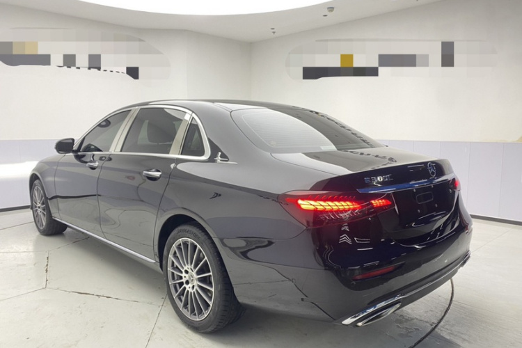奔驰E级 2023款 E 260 L车身外观6003