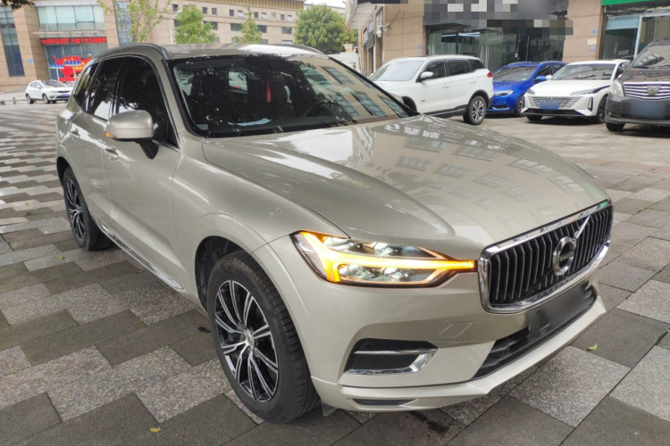 沃尔沃XC60 2020款 T5 四驱智远豪华版车身外观6002