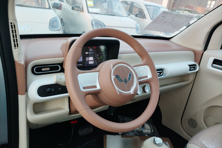 五菱汽车 宏光MINIEV 2024款 第三代 215km 青春版中控内饰12