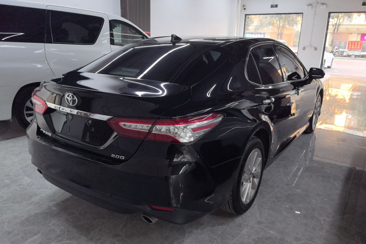 丰田 凯美瑞 2021款 2.0G 豪华版车身外观7