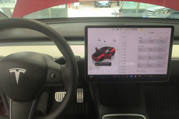特斯拉 Model Y 2022款 Performance高性能全轮驱动版中控内饰7002