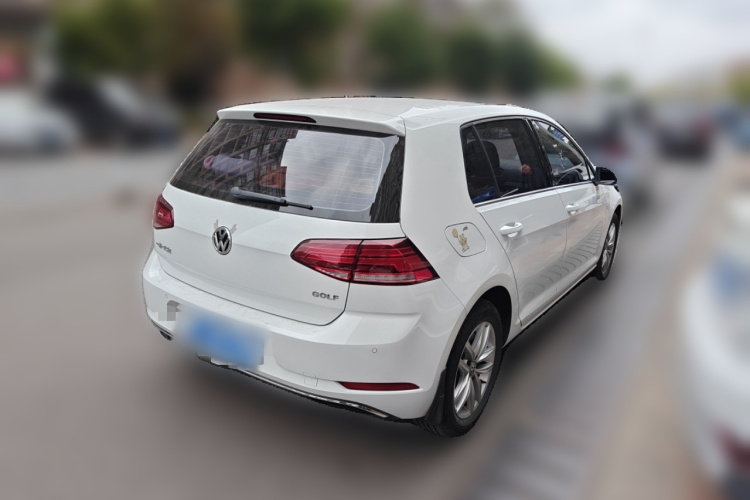 大众 高尔夫 2018款 1.6L 自动舒适型车身外观7