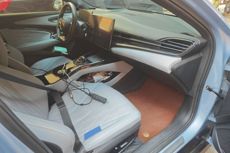 比亚迪 海豹 2022款 700km 长续航后驱版局部细节9005