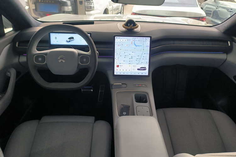 蔚来ES8 2023款 75kWh中控内饰12