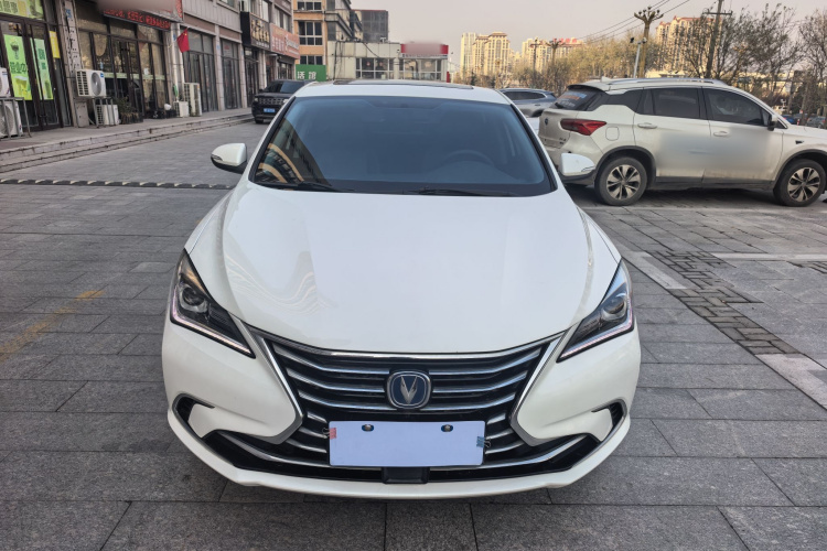 长安 逸动 2018款 1.6L GDI 手动时尚型车身外观6001