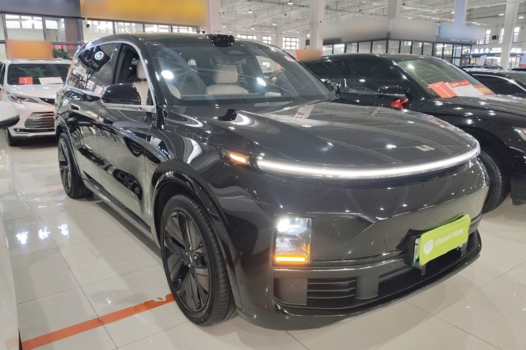 理想汽车 理想L9 2024款 Ultra车身外观3
