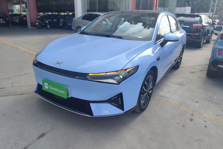 小鹏P5 2021款 460G+车身外观1