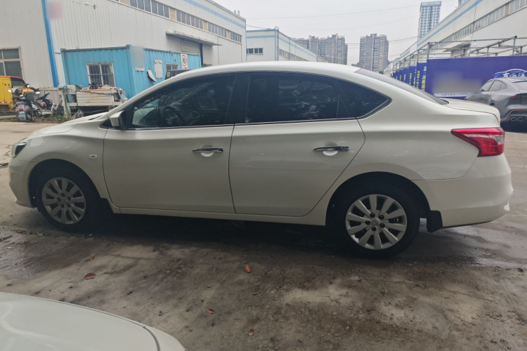 日产 轩逸 2021款 经典 1.6XL CVT豪华版车身外观6003