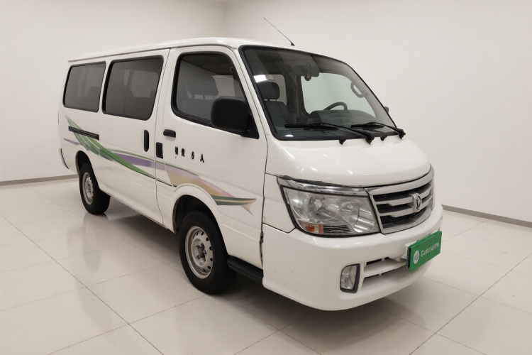 金杯 海狮 2014款 2.0L第五代动力王舒适型V19车身外观3