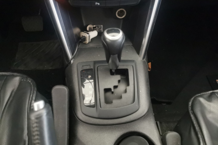 马自达CX-5 2014款 2.0L 自动两驱都市型局部细节18