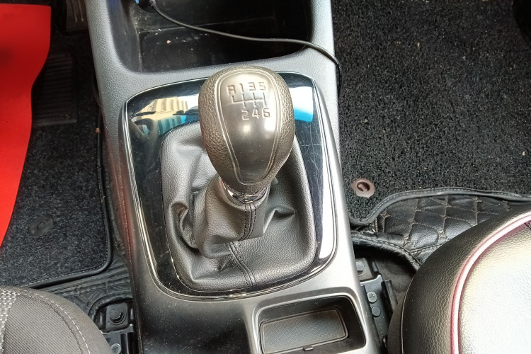 起亚K3 2016款 1.6L 手动GL局部细节18